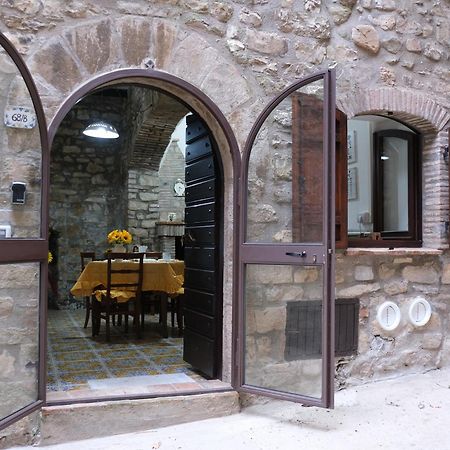 Joy'S Nest Apartamento Todi Exterior foto
