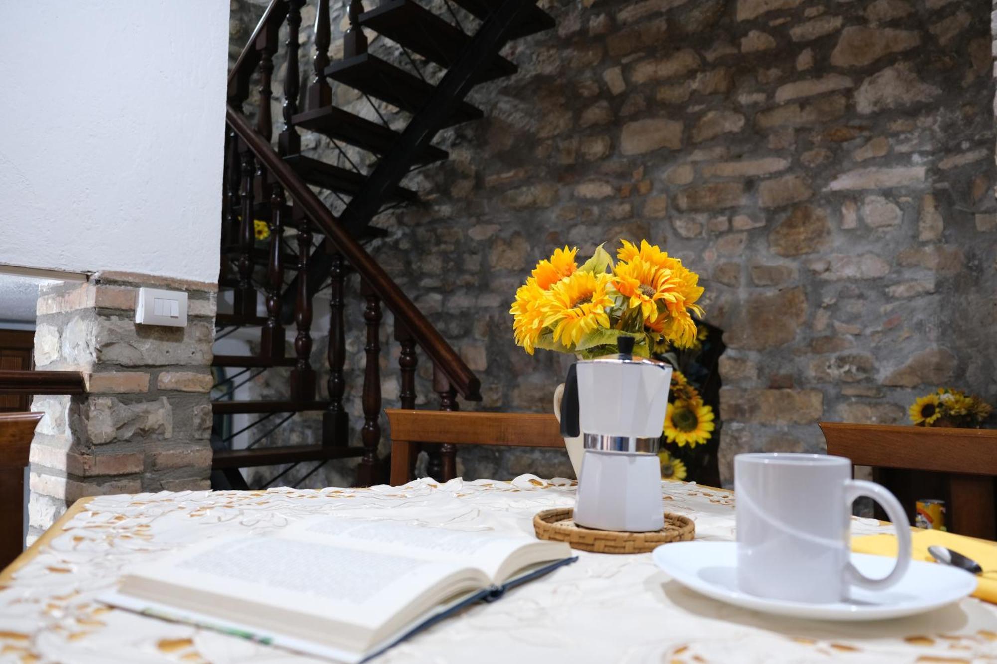 Joy'S Nest Apartamento Todi Exterior foto